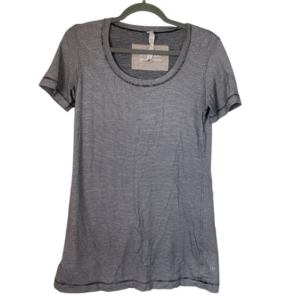 Lululemon Every Yogi Short Sleeve Tee Wee Stripe White Black Women's Size 6